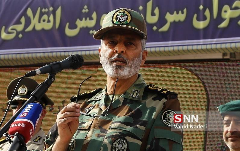 سرلشکر موسوی: تجهیزات راهبردی بومی ارتش با موفقیت آزمایش شد ، نیرو های مسلح ایران حتی با یک سال گذشته قابل مقایسه نیستند