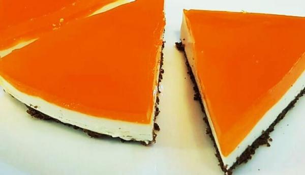 طرز تهیه چیز کیک نارنگی یخچالی بسیار خوشمزه، بدون احتیاج به فر