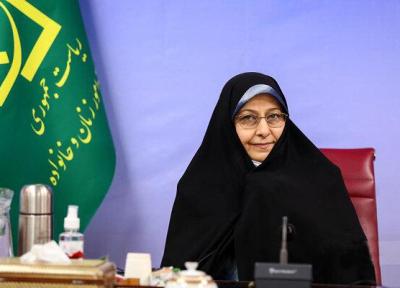 انسیه خزعلی: زهرا نعمتی باید الگوی بانوان ایران باشد