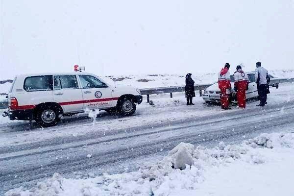 اسکان اضطراری 445 نفر کردستانی گرفتار در برف